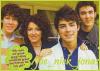 Jonas Brothers And Mommy Jonas